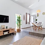 Casa - House, Private Terrace & Pool 度假居