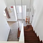 Casa - House, Private Terrace & Pool 贝纳吉
