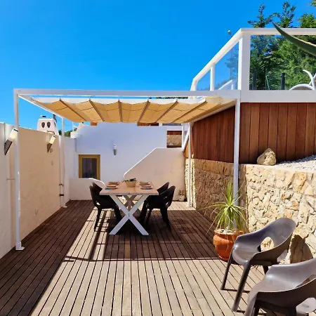 Casa - House, Private Terrace & Pool Holiday home
