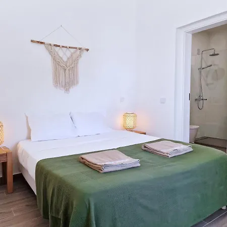 Casa - House, Private Terrace & Pool Vakantiehuis